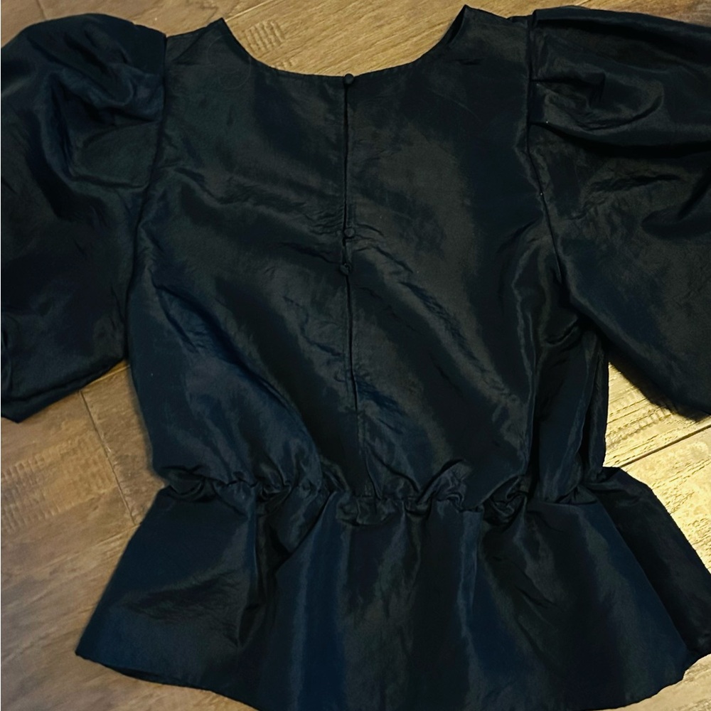 H&M Black Puff Sleeve & Peep Hole Back Blouse Med #holidays, #taffeta look